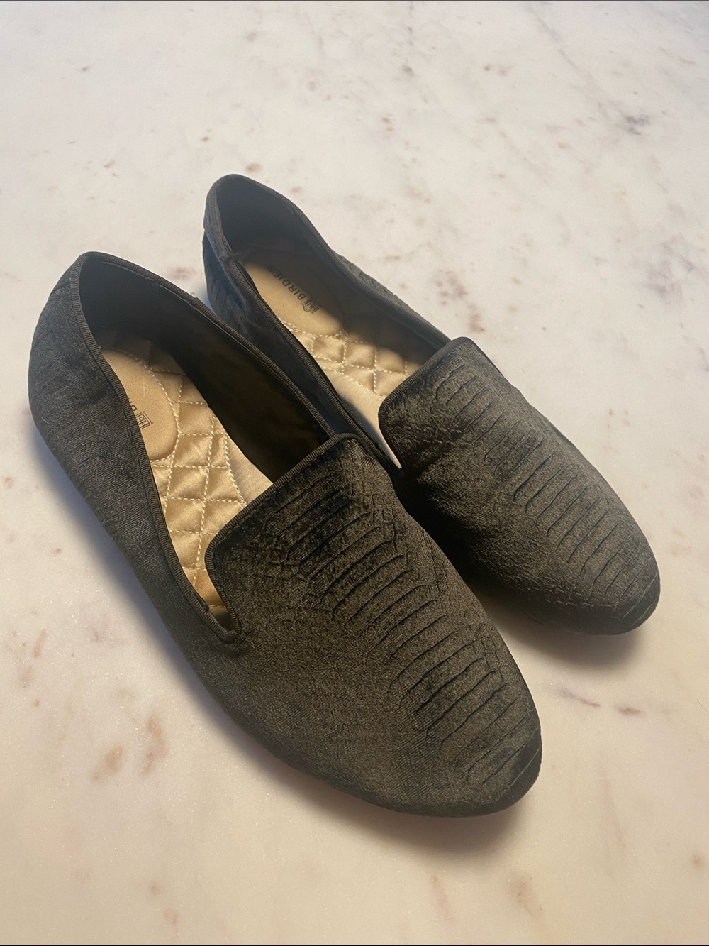 Birdies The Starling Charcoal Python Velvet Embossed Dark Grey Loafers size 9